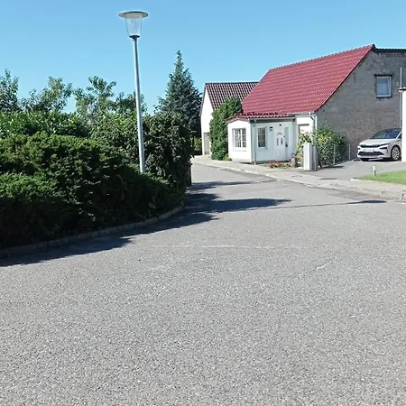 Apartment Gästewohnung Locktow, Hauptstraße 1 *